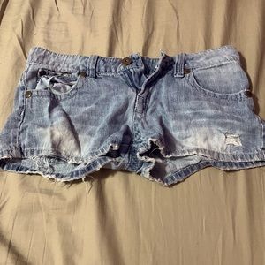 Paris Blues short jean shorts size 7 fit like size 3.